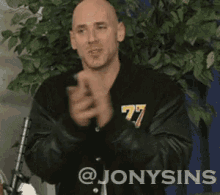 tenor.gif